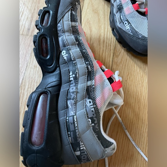 Air Max 95 Sneakers Men’s Size 6/Women’s Size 8 - Picture 4 of 8